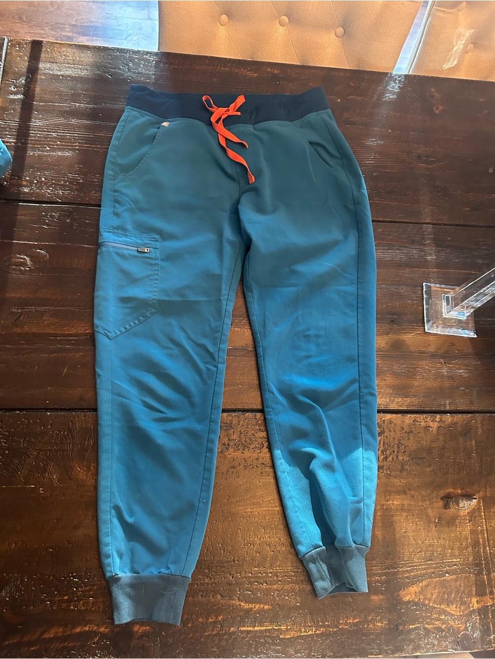 Women’s Figs Joggers size S